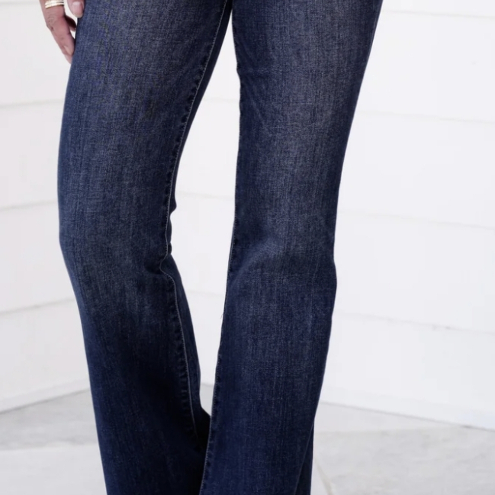 Judy Blue Boot Cut Jeans in Classic Blue